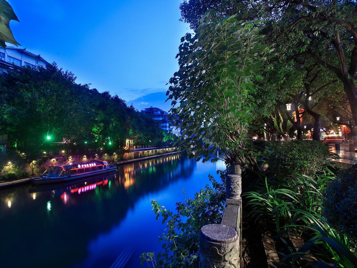 Moon Reflection River Lnn Hotel Guilin Exterior photo